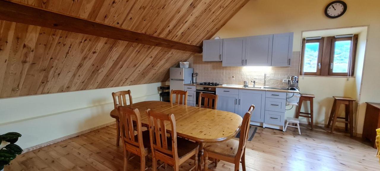 Loft Mansarde Du Train Jaune Avec Vue Sur Les Montagnes Saillagouse Εξωτερικό φωτογραφία