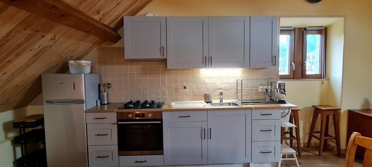 Loft Mansarde Du Train Jaune Avec Vue Sur Les Montagnes Saillagouse Εξωτερικό φωτογραφία